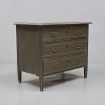 1307 3437 CHEST OF DRAWERS